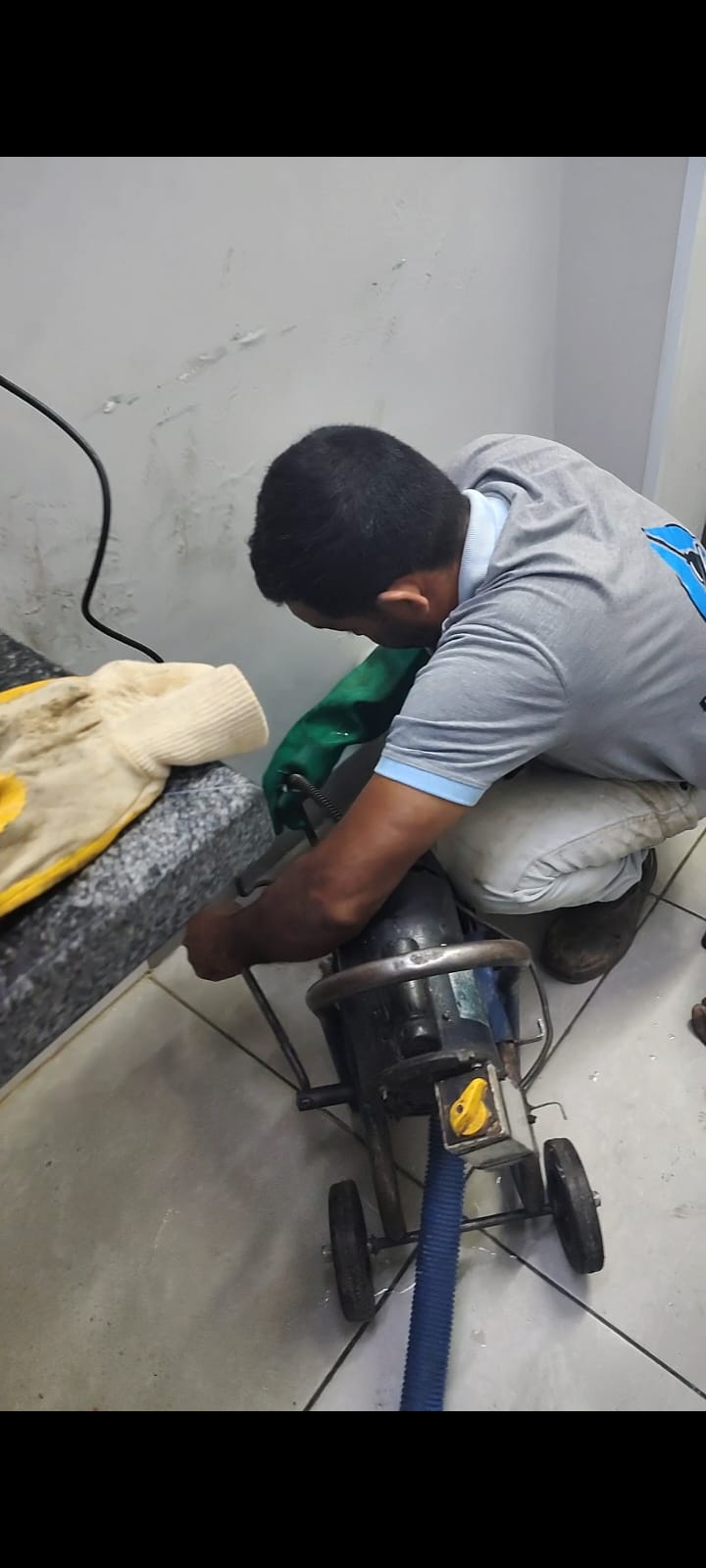 Desentupimento de pia
